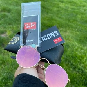 Ray-Ban Round Metal Sunglasses